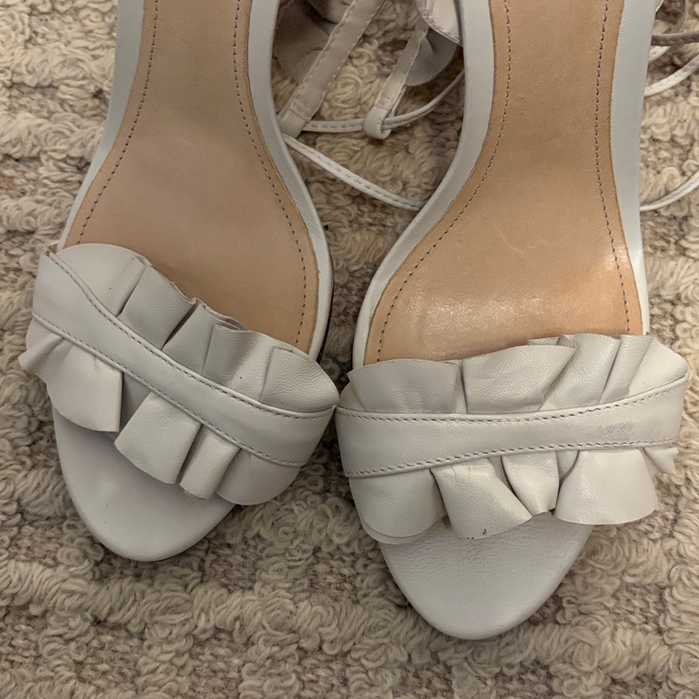 SCHUTZ Irem Ruffle Leather Ankle Strap Kitten heel 9 - Picture 9 of 11